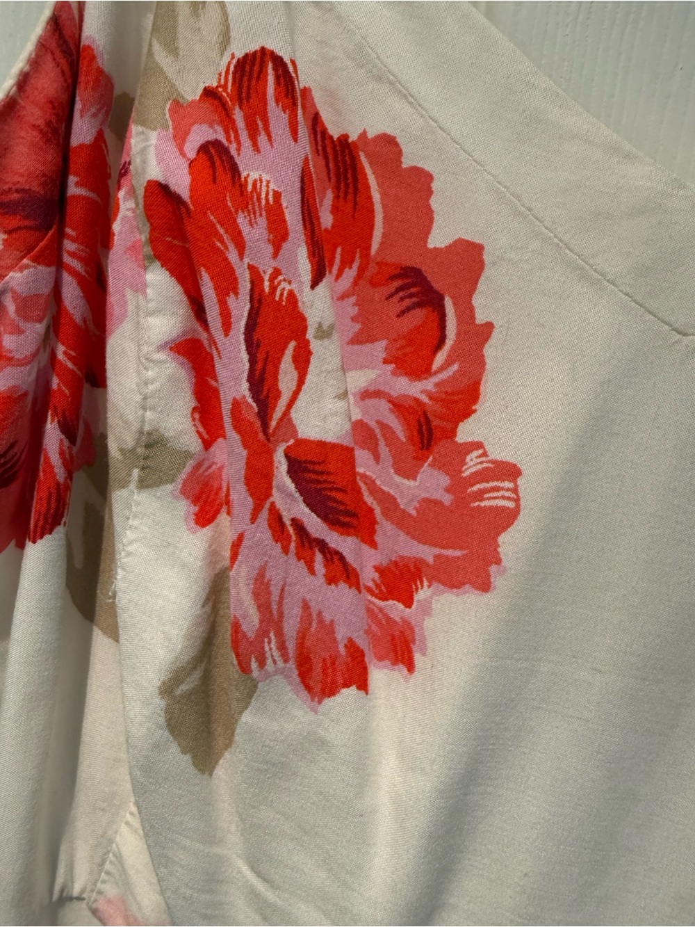 🌺 Old Navy Floral Sundress Medium | White Pink Red Floral Fit & Flare Mini Dress - Picture 3 of 6